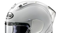 Para pabrikan setidaknya menyetor 10 helm yang bakal digunakan para pebalap untuk dilakukan tes. Foto: FIM Racing Homologation Programme