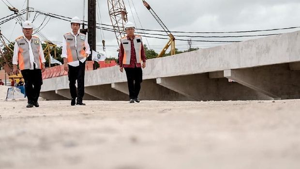 Presiden Jokowi di Waduk Muara Nusa Dua