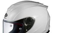 Sejauh ini baru ada 14 model helm yang dinyatakan lolos tes. Foto: FIM Racing Homologation Programme
