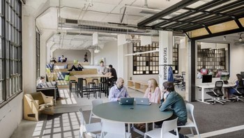 Airbnb didirikan pada tahun 2008 di San Francisco, jadi wajar kalau kantor pusatnya di sini. Foto: Office Snapshot