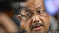 Sofyan merupakan tersangka kelima dalam rangkaian kasus dugaan suap terkait proyek PLTU Riau-1. Dia disangkakan KPK membantu mantan anggota DPR Eni Maulani Saragih mendapatkan suap dari pengusaha Johanes Budisutrisno Kotjo.