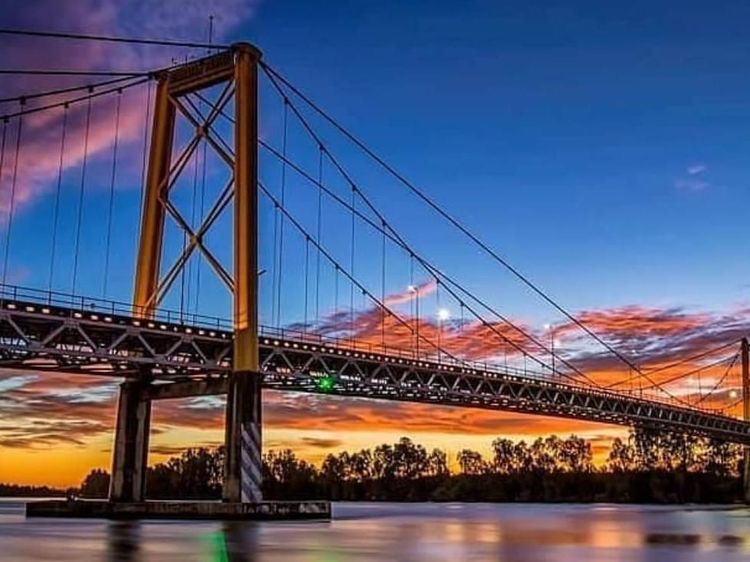 Kangen Palembang, Intip Foto Jembatan Ampera Dulu