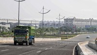 Pada 2019, IMB pulau reklamasi Pantai Maju terbit. Anies mengatakan izin mendirikan bangunan (IMB) yang terbit berbeda dengan kebijakannya soal penghentian Pulau Reklamasi. Anies menegaskan bahwa dirinya tetap konsisten untuk menyetop pulau reklamasi. Anies menuturkan sejak awal Pemprov DKI Jakarta telah berusaha meluruskan penyimpangan yang ada di Pulau Reklamasi. Dia menuturkan swasta hanya berhak atas 35 persen lahan hasil reklamasi.