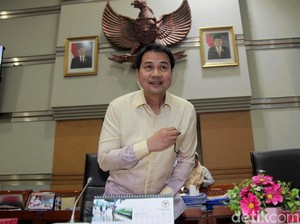 DPR Prihatin Aksi Rusuh Massa Trump di Capitol, Singgung Fondasi Demokrasi AS