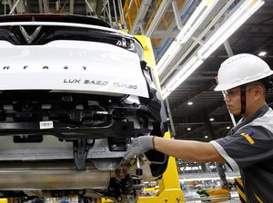 Berita Populer: Siapa Mau Beli Esemka? Mobil Vietnam Jegal Toyota Cs
