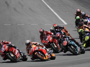 Sembur Lorenzo, Dovizioso: Dia Tidak Berpikir Jernih