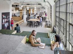 Mengintip Markas Besar Airbnb yang Memukau