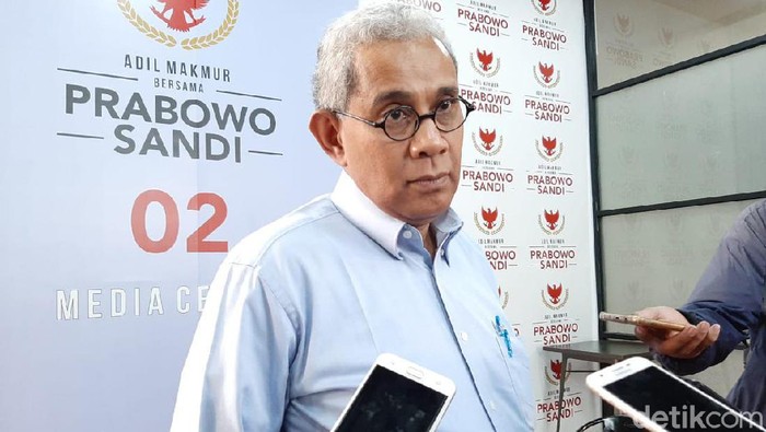 Anggota tim hukum Prabowo-Sandiaga, Nicholay Aprilindo