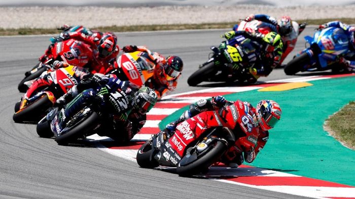 Jorge Lorenzo sangat agresif sebelum menyebabkan kecelakaan domino di MotoGP Catalunya. (Foto: Albert Gea / Reuters) Jorge Lorenzo sangat agresif sebelum menyebabkan kecelakaan domino di MotoGP Catalunya. (Foto: Albert Gea / Reuters)