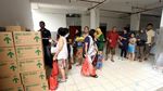 Antusias Warga Berburu Sembako Murah di Rusun Tambora