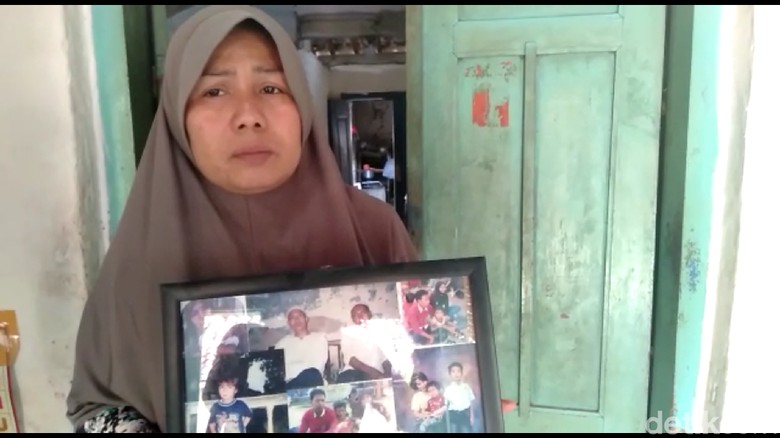 3 Orang Sekeluarga dari Tegal Jadi Korban Tewas Kecelakaan di Cipali 3 Orang Sekeluarga dari Tegal Jadi Korban Tewas Kecelakaan di Cipali