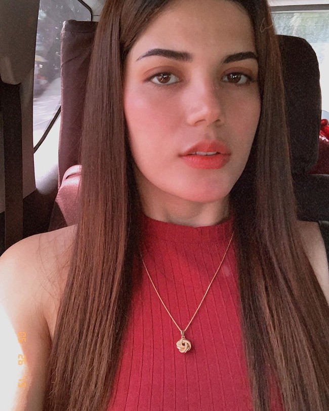 Dihina itu menyakitkan, terutama karena itu datang dari saudara dan saudari saya di komunitas muslim. Tetapi, untuk seluruh negara itu adalah cara untuk memberikan komunitas muslim representasi yang lebih baik, ucap Sharifa seperti dilansir Inquirer. Foto: Instagram @sharifaakeel