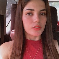 Dihina itu menyakitkan, terutama karena itu datang dari saudara dan saudari saya di komunitas muslim. Tetapi, untuk seluruh negara itu adalah cara untuk memberikan komunitas muslim representasi yang lebih baik, ucap Sharifa seperti dilansir Inquirer. Foto: Instagram @sharifaakeel