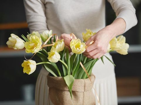 12 Cara Usir Bosan di Rumah Saat Pandemi Corona Sesuai Zodiak Kamu
