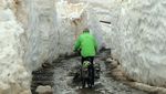 Foto: Kakek-Nenek Gowes Sepeda dari Inggris ke China