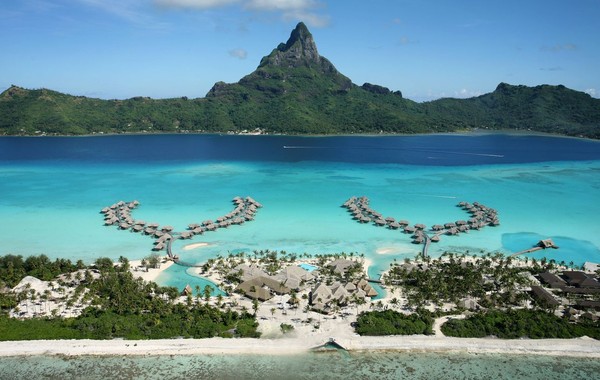 Bora-bora merupakan pulau kecil yang berada di sebelah selatan Samudera Pasifik, tepatnya di Kepulauan Tahiti. Secara administratif pulau ini masuk ke dalam negara Prancis. (iStock) Bora-bora merupakan pulau kecil yang berada di sebelah selatan Samudera Pasifik, tepatnya di Kepulauan Tahiti. Secara administratif pulau ini masuk ke dalam negara Prancis. (iStock)