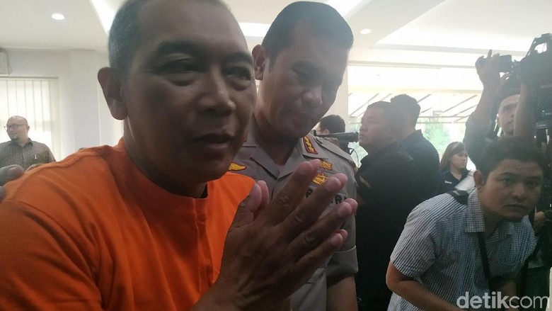 Pembuat Hoax Server KPU Disetting Ternyata Dosen di Solo Pembuat Hoax Server KPU Disetting Ternyata Dosen di Solo