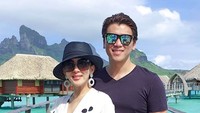 Syahrini memamerkan momen romantisnya di Instagram. (princessyahrini/Instagram)