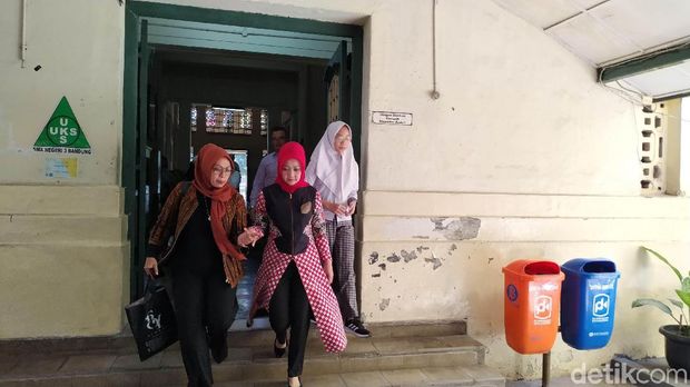 Ambil Jalur Perpindahan Ortu, Anak Bungsu Ridwan Kamil Daftar ke SMA 3