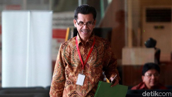 KPK Periksa Calon Rektor UIN Terkait Kasus Suap Rommy