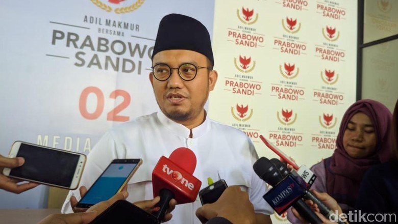 Tak Ingin Ada Pembatasan Saksi, Dahnil: Kami Mau Buktikan TSM Tak Ingin Ada Pembatasan Saksi, Dahnil: Kami Mau Buktikan TSM