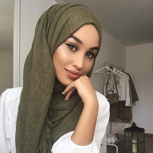 Hijab Crinkle Anti Kusut Lagi Tren, Ini Inspirasinya dari Para Selebgram Hijab Crinkle Anti Kusut Lagi Tren, Ini Inspirasinya dari Para Selebgram