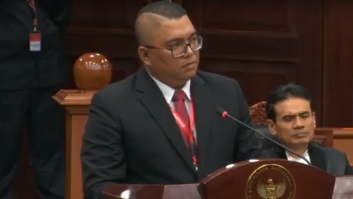 Komisioner Bawaslu Fritz Edward Siregar di sidang MK (Youtube MK)