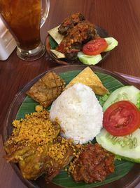  Makan Siang di Kuningan City Ada Hidangan Vietnam hingga 