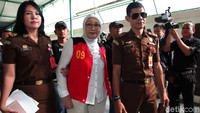 Sebelumnya sidang perkara kasus hoax penganiayaan dengan terdakwa Ratna Sarumpaet sudah mencapai tahap pembacaan pleidoi atau nota pembelaan. Tim kuasa hukum Ratna menyebut pihaknya sudah menyiapkan dua pleidoi yang berisi 108 halaman dan akan disampaikan oleh Ratna sendiri dan kuasa hukumnya.