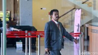 Farid Wajdi Ibrahim tiba di gedung KPK untuk menjalani pemeriksaan sebagai saksi, Selasa (18/6/2019).