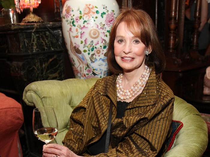 Ratu jeans dan ikon fashion Gloria Vanderbilt meninggal di usia 95. (Foto: Getty Images) Ratu jeans dan ikon fashion Gloria Vanderbilt meninggal di usia 95. (Foto: Getty Images)