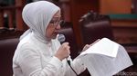 Hiks! Ratna Sarumpaet Teteskan Air Mata di Sidang Pledoi