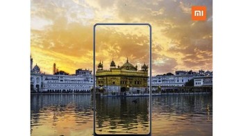 Bos Xiaomi India Manu Kumar Jain mengklaim Mi Mix 2 adalah X yang original, memaksudkannya sebagai ledekan buat iPhone X. (Foto: dok. GadgetsNow)