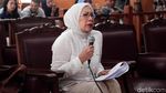 Hiks! Ratna Sarumpaet Teteskan Air Mata di Sidang Pledoi