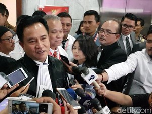 Tim Prabowo Minta Saksi 01 Tak Bertemu Pengacara, Yusril: Kami Tak Ajari Ngomong