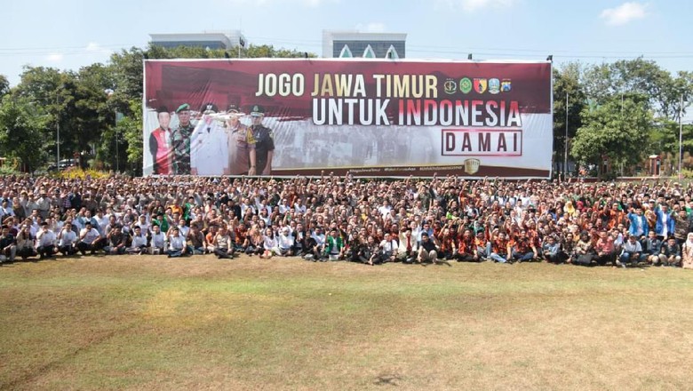 Ormas Kepemudaan, Mahasiswa, dan Buruh Kompak Tolak Kerusuhan Ormas Kepemudaan, Mahasiswa, dan Buruh Kompak Tolak Kerusuhan