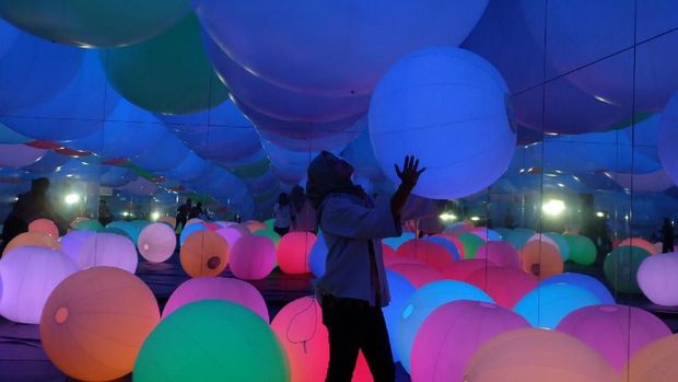 Serunya Menggambar hingga Main Perosotan 'Nyeni' di 'teamLab Future Park' 