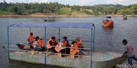 Perahu Wisata di Bendungan Kudus Dilarang Beroperasi