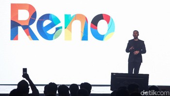 Stiffen Andika, Brand Planning Manager Oppo Indonesia, memaparkan soal lini baru Reno. Foto: Rifkianto Nugroho/detikINET