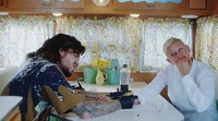 Ellen Degeneres dan Adam Lambert juga turut tampil di sana. Dok. YouTube/Taylor Swift