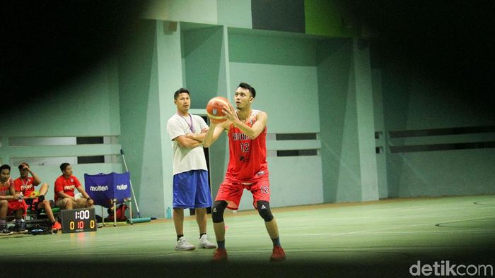 Wahyu Widayat Jati siap menajdi asisten pelatih jika Rajko Toroman menjadi head coach Timnas basket putra. Rifkianto Nugroho/detikSport) Wahyu Widayat Jati siap menajdi asisten pelatih jika Rajko Toroman menjadi head coach Timnas basket putra. Rifkianto Nugroho/detikSport)