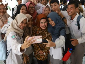 Ada Beasiswa UI dan Biaya Hidup Bagi Warga Serang yang Kurang Mampu