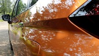 Tidak seperti Xpander, All New Livina menggabungkan karakter desain Nissan yang unik dan kenyamanan yang ada pada produk Livina.