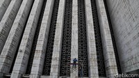 Renovasi ini dilakukan setelah masjid beroperasi selama kurang lebih 41 tahun sejak dibangun.