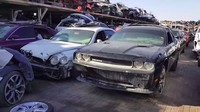 Mobil bisa dibeli secara utuh. Atau jika ada yang ingin membeli suku cadang pun diperbolehkan tentunya dengan harga yang murah. Foto: Screenshot Youtube Mohan Vlogz