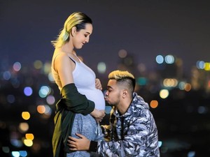 Menikah Diam-diam Seperti Reza SM*SH, 4 Artis Ini Tiba-tiba Sudah Punya Anak