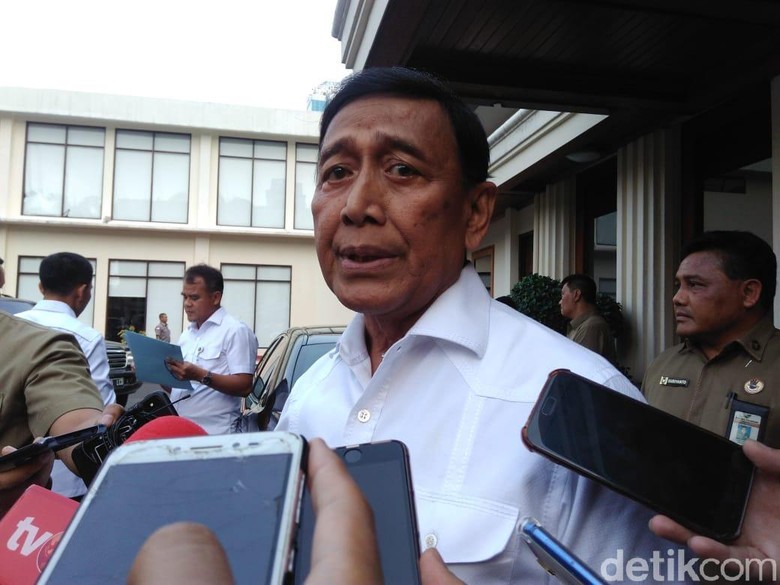 Masih Ada Aksi Massa di Depan MK, Wiranto: Kita akan Tanya Prabowo Masih Ada Aksi Massa di Depan MK, Wiranto: Kita akan Tanya Prabowo