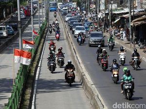 Viral Pemotor Terobos Busway di Jakbar Cekcok dengan Petugas, TransJ Selidiki