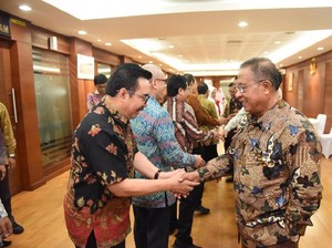 Darmin Gelar Halalbihalal Sepulang dari Eropa