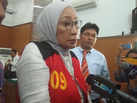 Ratna Sarumpaet merasa kasusnya dipolitisasi.